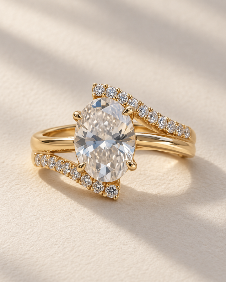 Oval Clear Stone Bypass Split Band Ring in Yellow Gold Tone