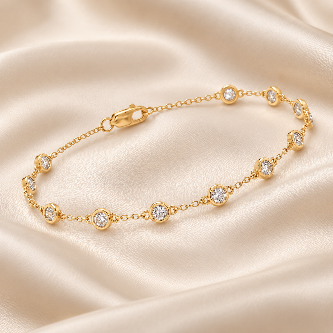 Round Bezel-Set Station Chain Bracelet in Yellow Gold Tone