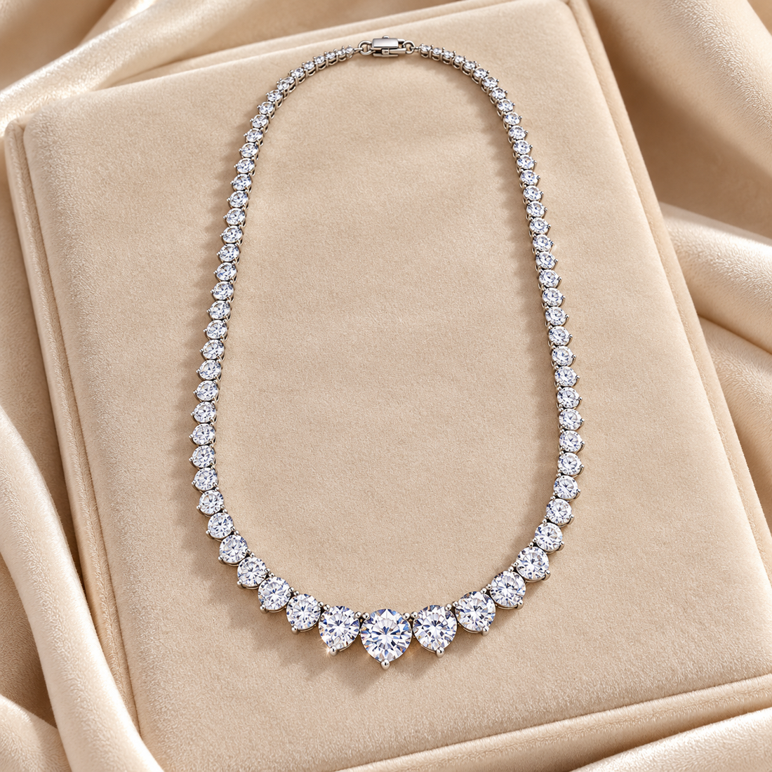 Graduated Heart & Round Cut White Gold Tennis Necklace