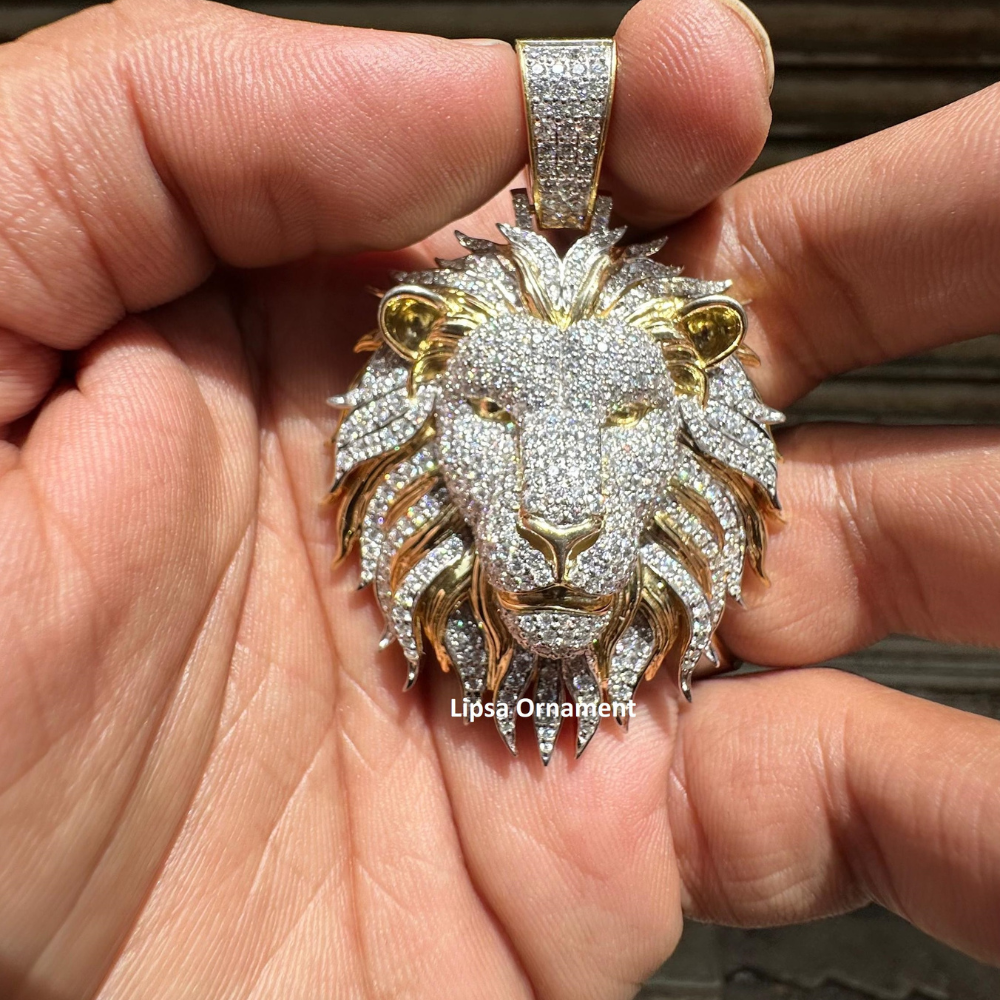 Custom Iced-Out Lion Head Diamond Two-Tone Hip-Hop Pendant