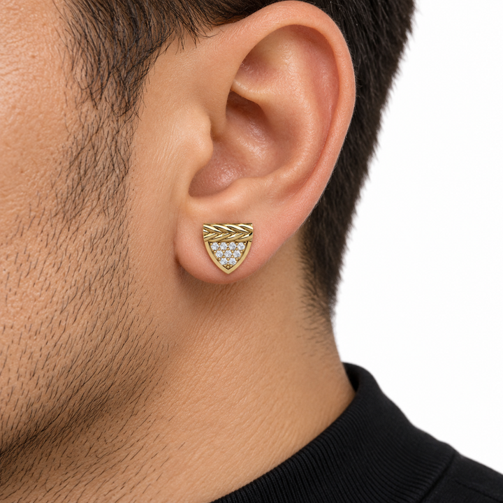 Men’s Shield Yellow Gold-Tone Stud Earring with Braided Detail and Round Stones