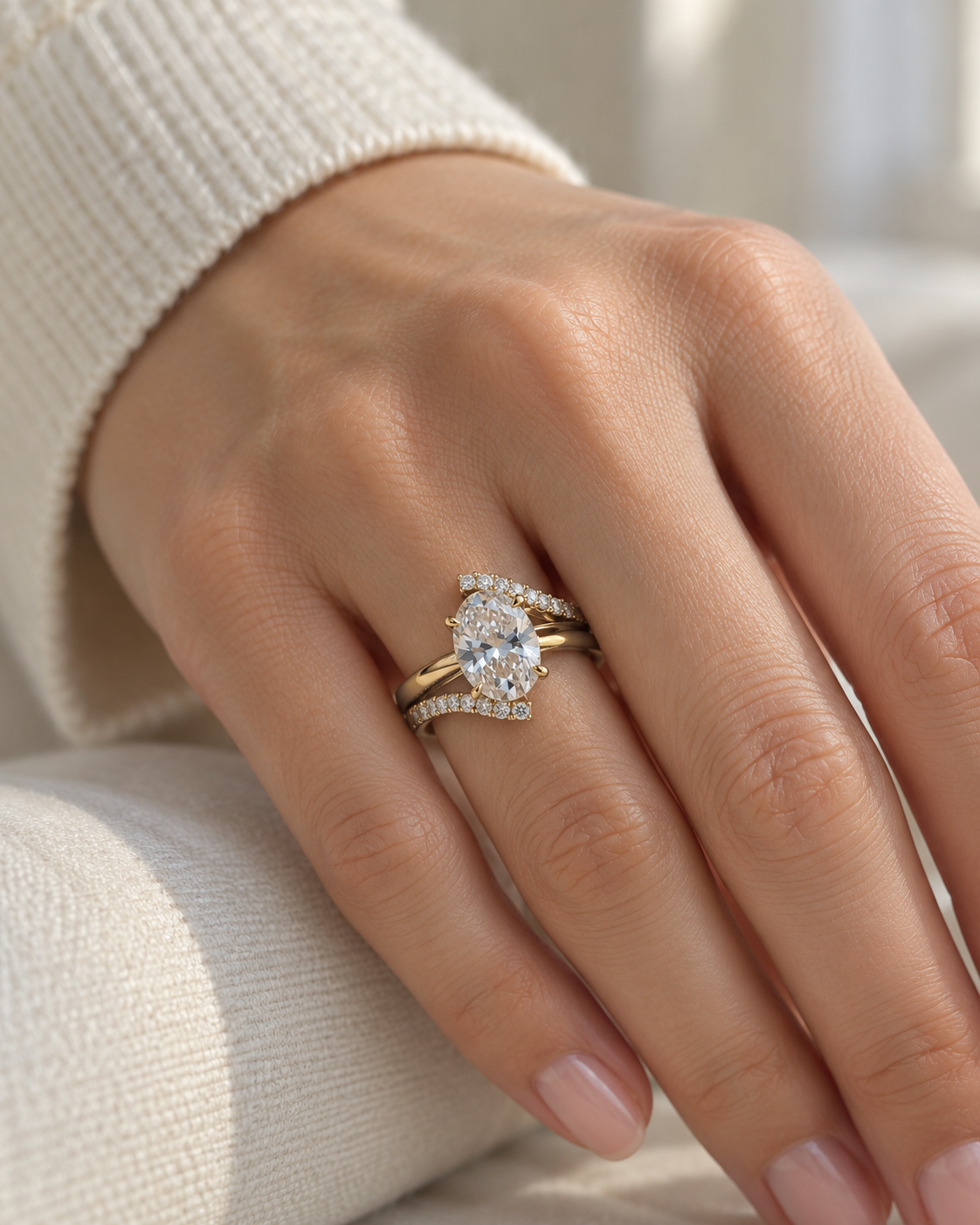 Oval Clear Stone Bypass Split Band Ring in Yellow Gold Tone