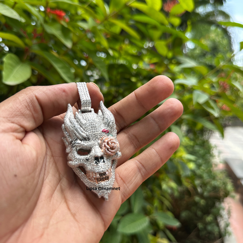 Custom Iced-Out Skull Mask Diamond Hip-Hop Pendant