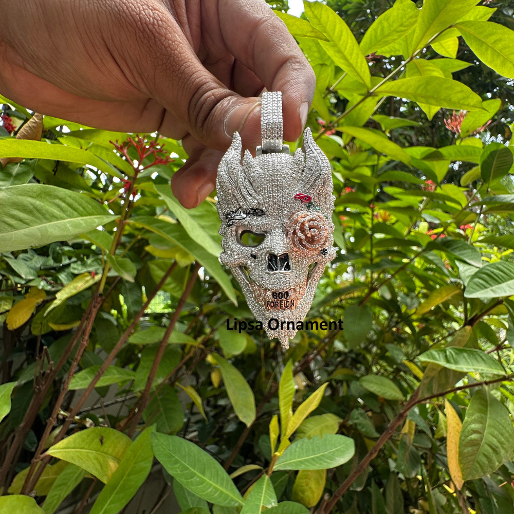 Custom Iced-Out Skull Mask Diamond Hip-Hop Pendant