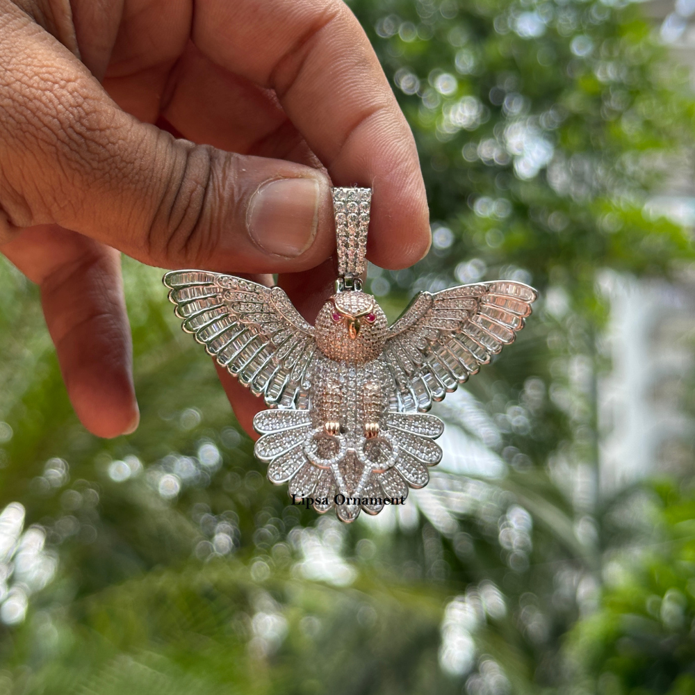 Iced-Out Flying Owl Diamond Two-Tone Hip-Hop Pendant